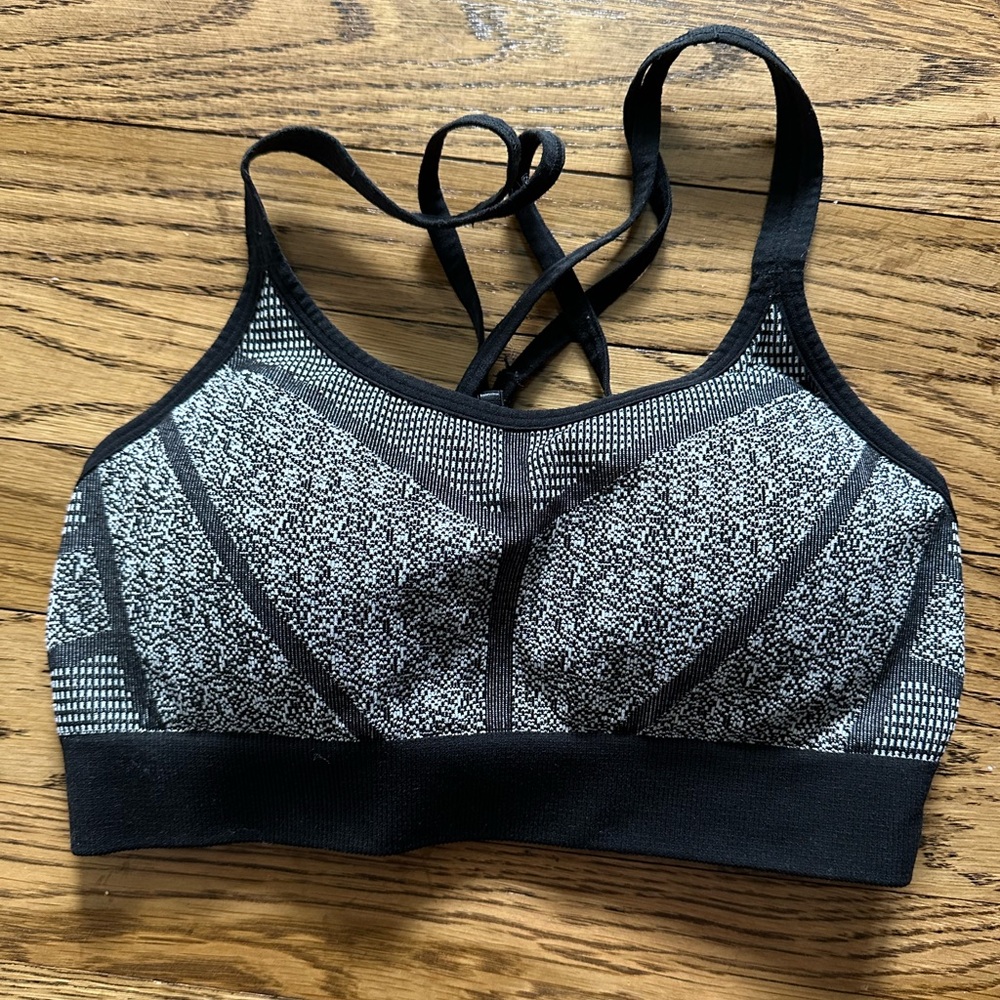 Black Patterned Sports Bra